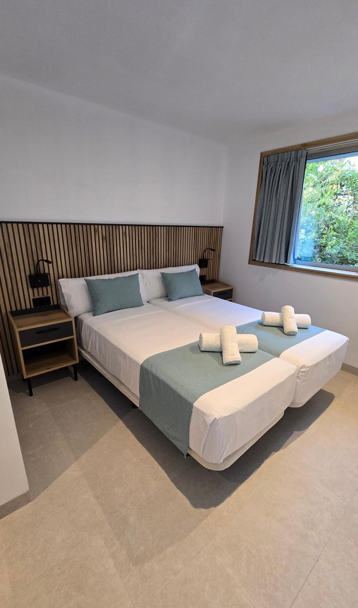 Hostal Rambla 24 By Holihome Alicante Exterior photo