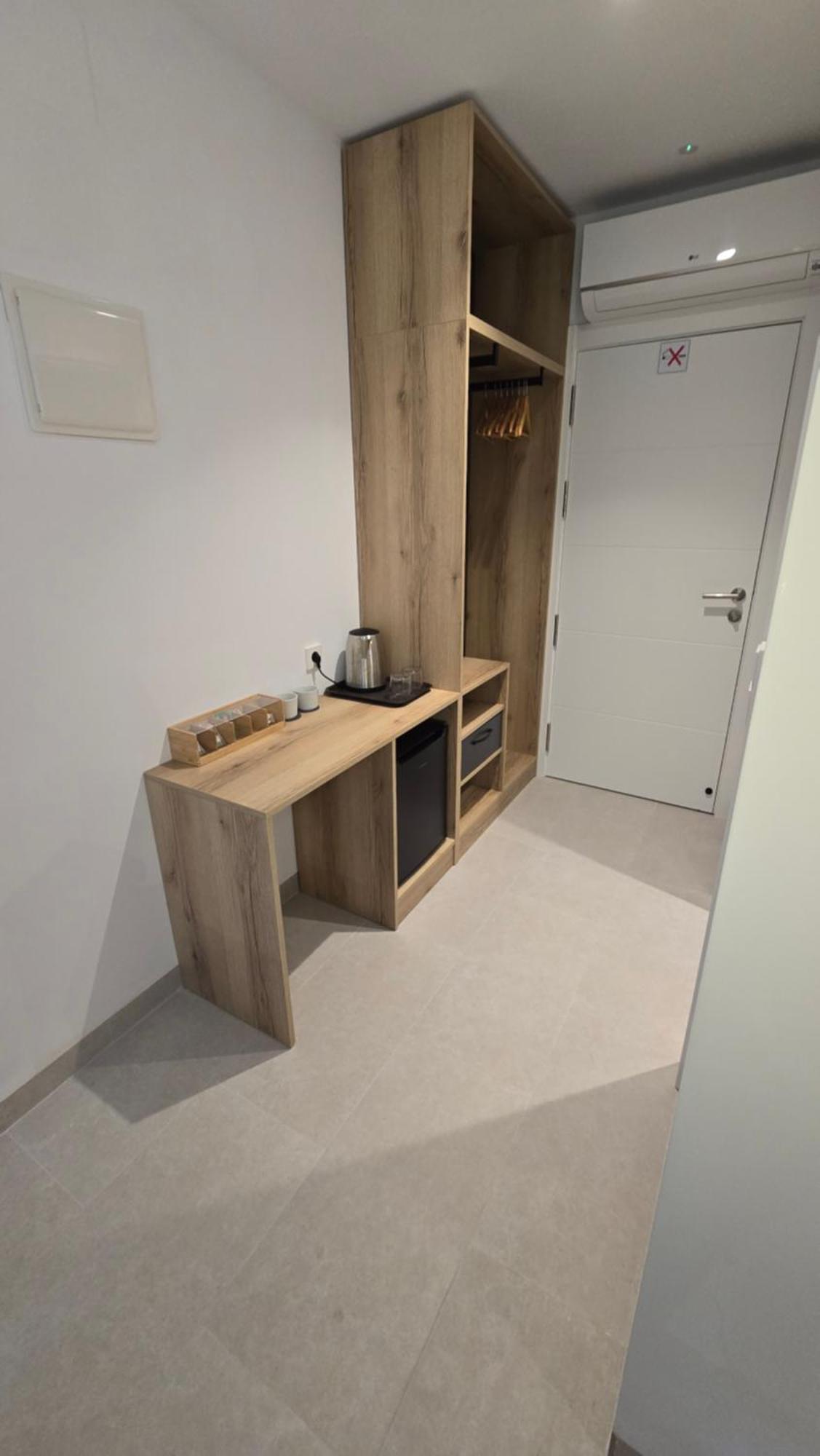 Hostal Rambla 24 By Holihome Alicante Exterior photo