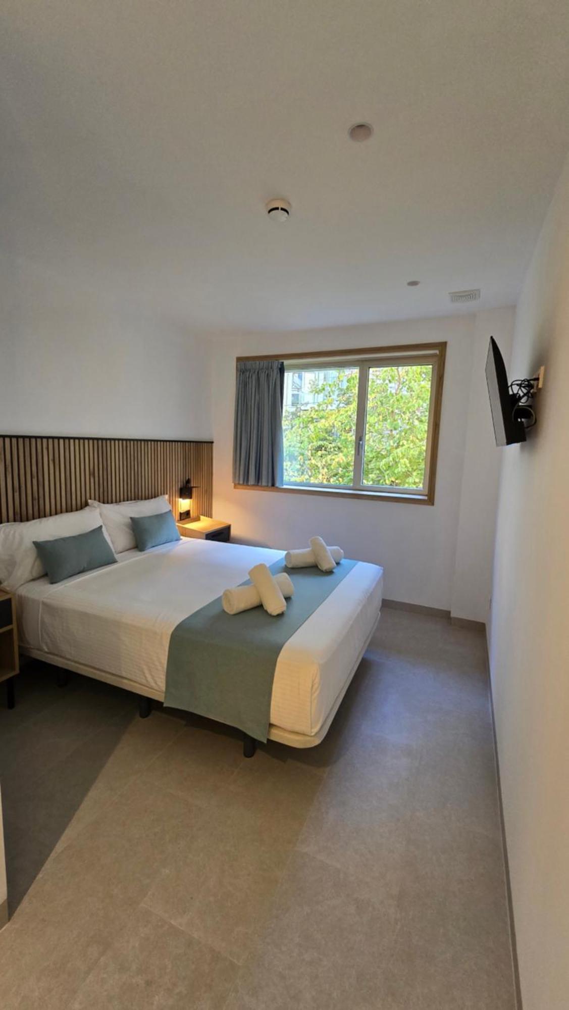 Hostal Rambla 24 By Holihome Alicante Exterior photo
