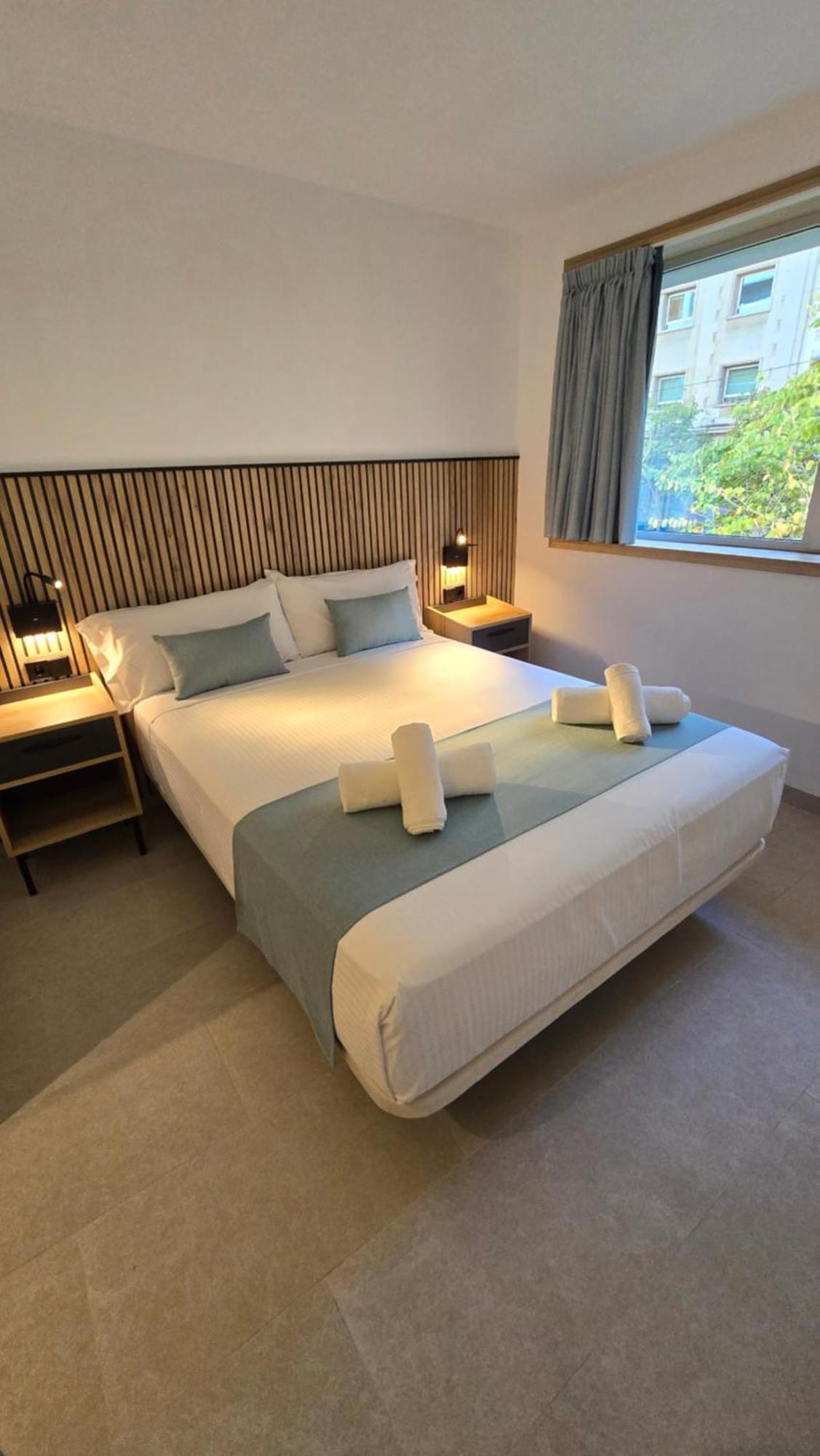 Hostal Rambla 24 By Holihome Alicante Exterior photo